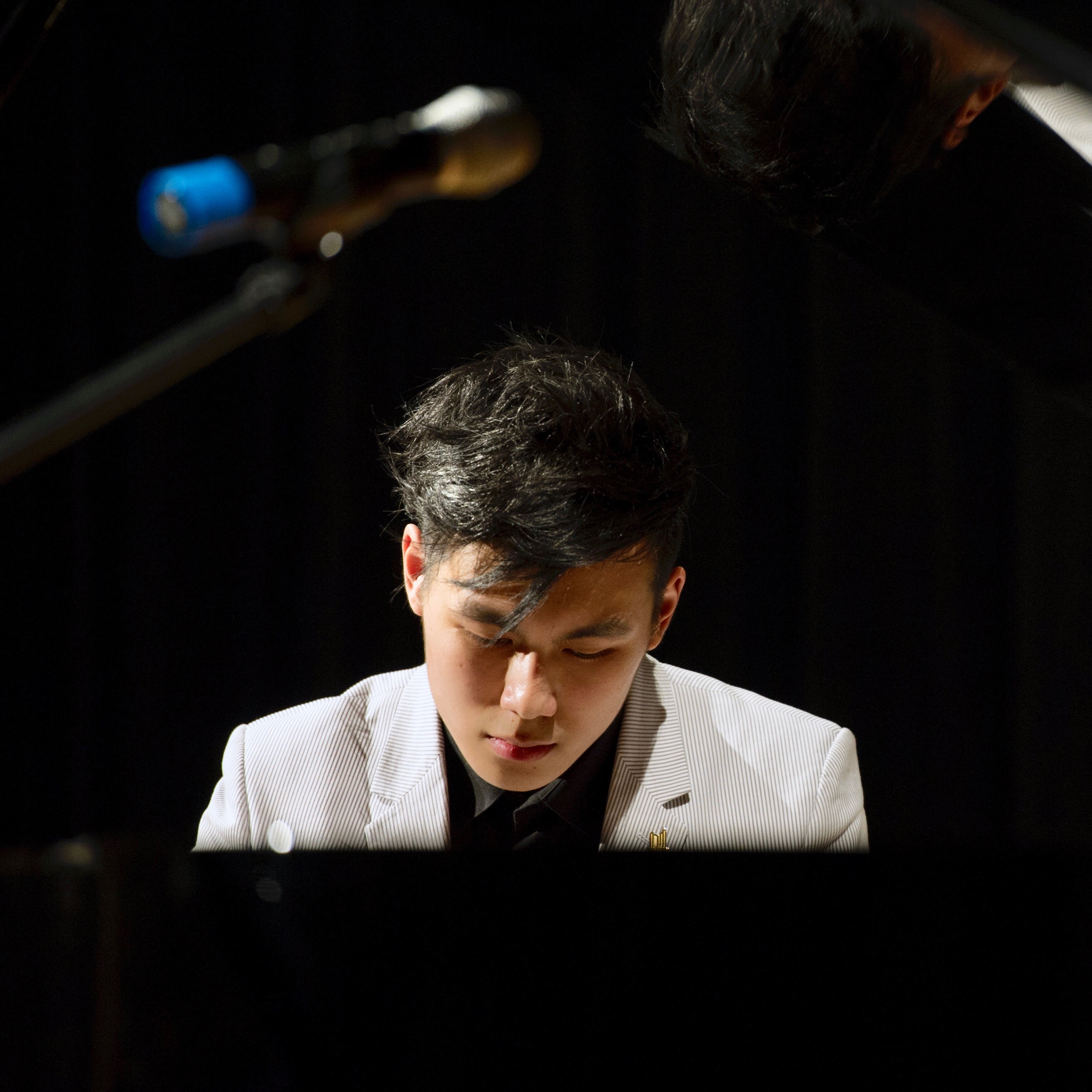 christopher lee bio photo